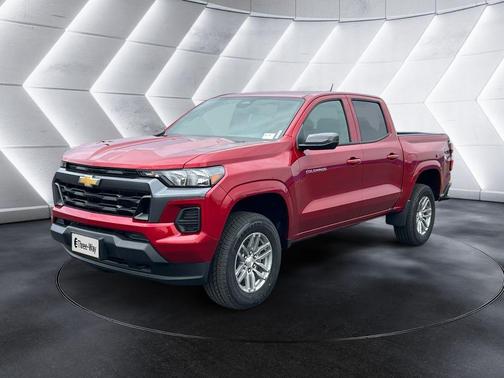 Radiant Red 2026 Chevrolet Colorado LT