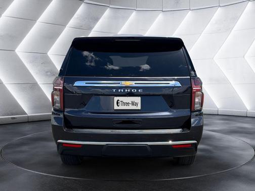 Dark Ash Metallic 2024 Chevrolet Tahoe LS