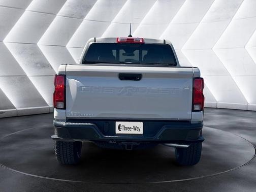 White Sand 2026 Chevrolet Colorado Trail Boss