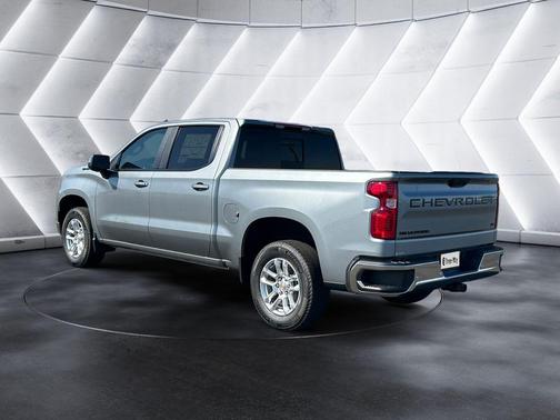 Sterling Gray Metallic 2026 Chevrolet Silverado 1500 LT