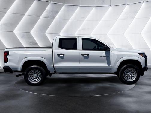 Summit White 2023 Chevrolet Colorado WT