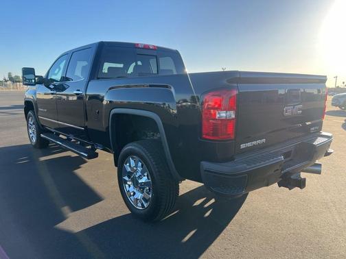 Onyx Black 2018 GMC Sierra 2500 Denali