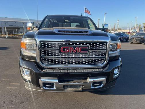 Onyx Black 2018 GMC Sierra 2500 Denali
