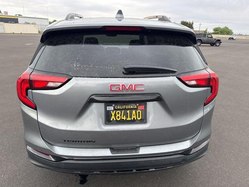 Satin Steel Metallic 2020 GMC Terrain SLE