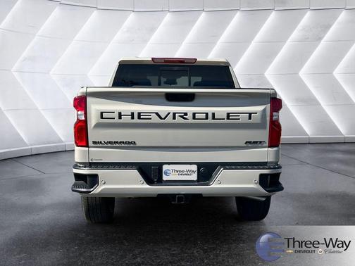 White Sand 2026 Chevrolet Silverado 1500 RST