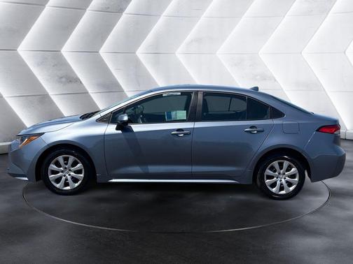 CELESTITE 2025 Toyota Corolla LE