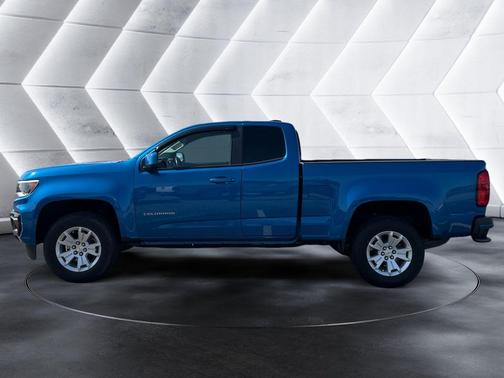 Bright Blue Metallic 2022 Chevrolet Colorado LT