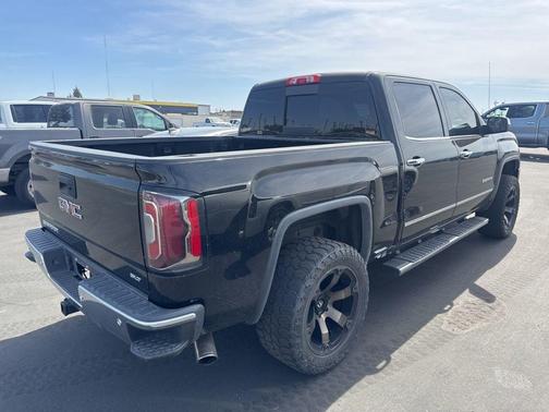Onyx Black 2018 GMC Sierra 1500 SLT