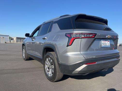 Sterling Gray Metallic 2025 Chevrolet Equinox LT