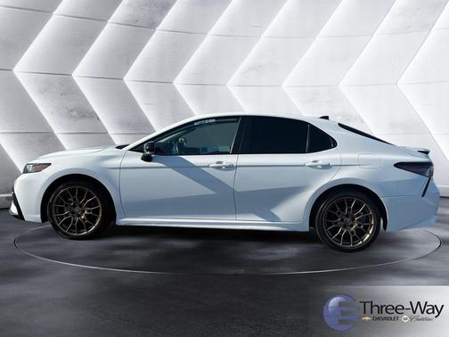 Ice 2024 Toyota Camry SE Nightshade