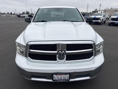 Bright White Clearcoat 2017 RAM 1500 SLT