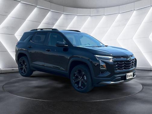 Mosaic Black Metallic 2026 Chevrolet Equinox LT