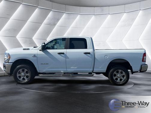 Bright White Clearcoat 2024 RAM 2500 Big Horn