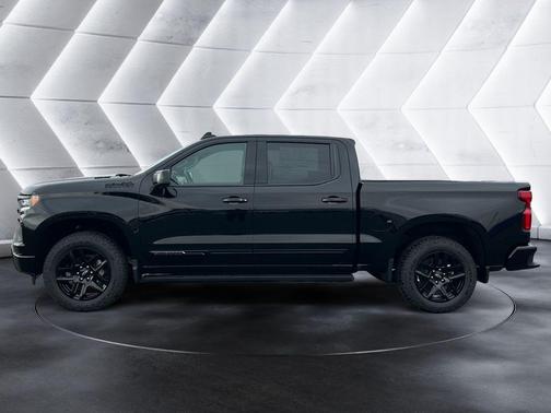 Black 2026 Chevrolet Silverado 1500 High Country