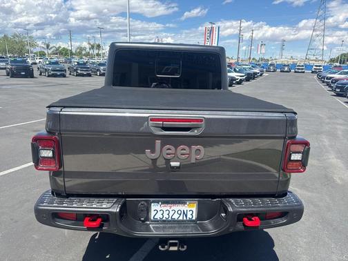 Granite Crystal Clearcoat Metallic 2020 Jeep Gladiator Rubicon