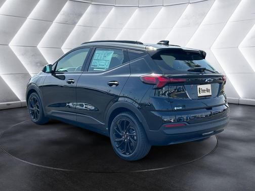 Mosaic Black Metallic 2027 Chevrolet Bolt RS