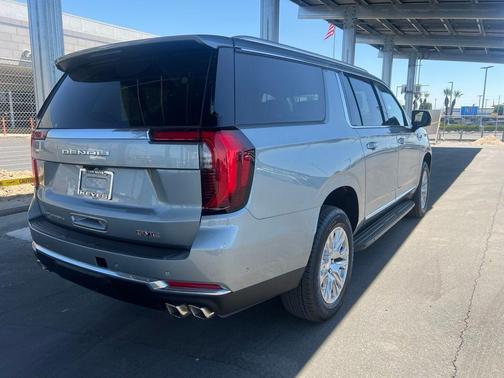Sterling 2025 GMC Yukon XL Denali