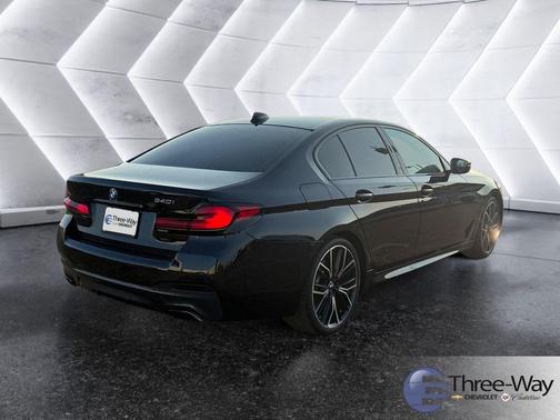 2022 BMW 540 i