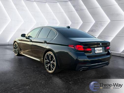 2022 BMW 540 i