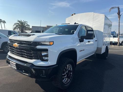 2024 Chevrolet Silverado 3500 LT