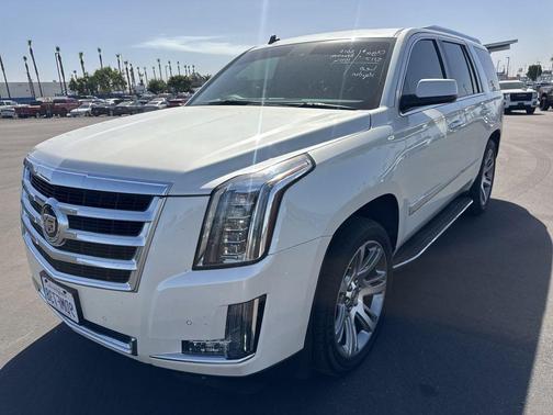 White Diamond Clearcoat 2015 Cadillac Escalade Luxury