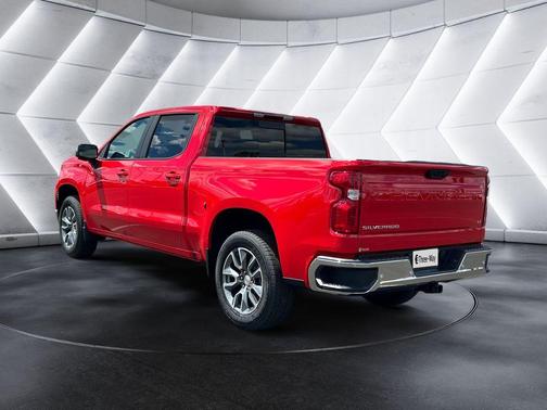 Red 2026 Chevrolet Silverado 1500 LT