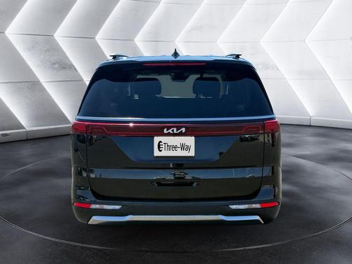 Aurora Black Pearl 2024 Kia Carnival SX Prestige