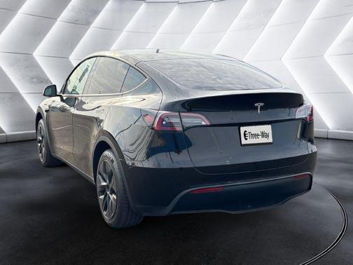 Black 2024 Tesla Model Y Limited