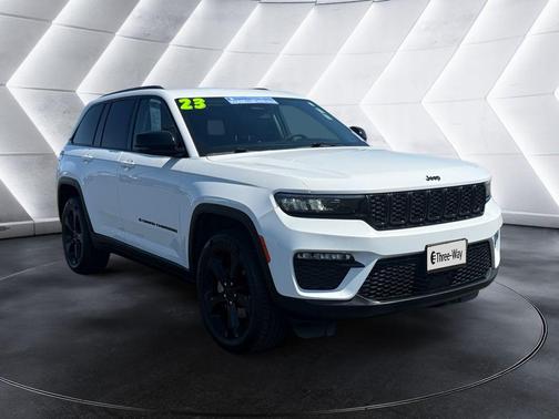Bright White Clearcoat 2023 Jeep Grand Cherokee Limited