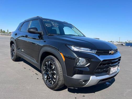 Mosaic Black Metallic 2023 Chevrolet Trailblazer LT