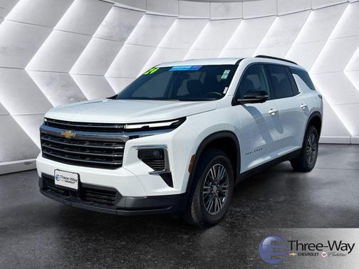 2024 Chevrolet Traverse LT