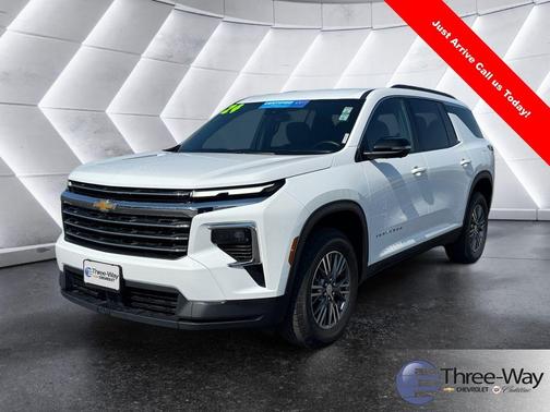 2024 Chevrolet Traverse LT