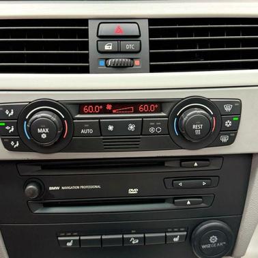 2006 BMW 325 325xi Wagon 4D