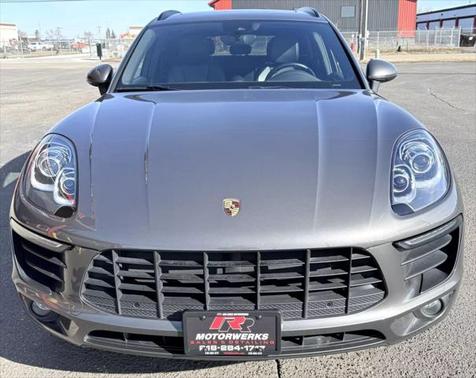 2018 Porsche Macan Base