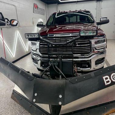 2019 RAM 2500 Laramie Crew Cab 4x4 6'4' Box