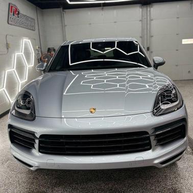 2022 Porsche Cayenne Cayenne