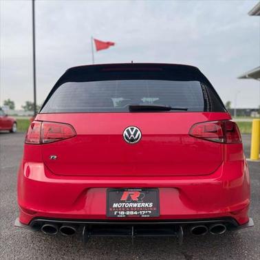 2016 Volkswagen Golf R 4-Door w/DCC & Navigation