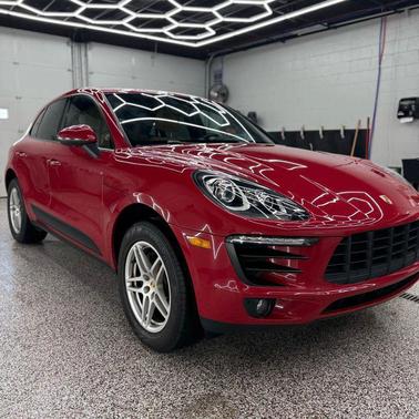 2018 Porsche Macan Sport Utility 4D
