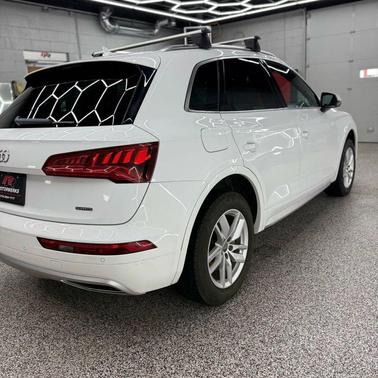 2020 Audi Q5 45 Titanium Premium