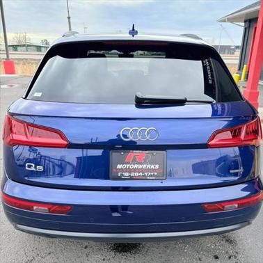 2020 Audi Q5 45 Titanium Premium