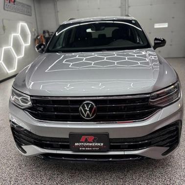 2023 Volkswagen Tiguan 2.0T SE R-Line Black 4MOTION