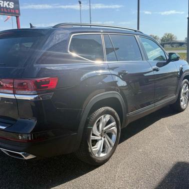 2023 Volkswagen Atlas 2.0T SE w/Technology 4MOTION
