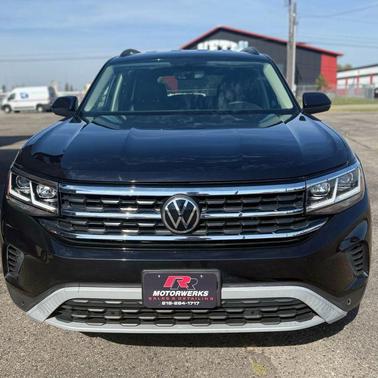 2023 Volkswagen Atlas 2.0T SE w/Technology 4MOTION