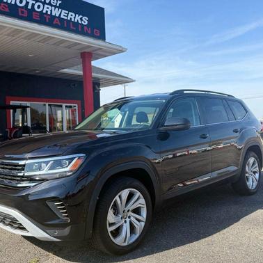 2023 Volkswagen Atlas 2.0T SE w/Technology 4MOTION