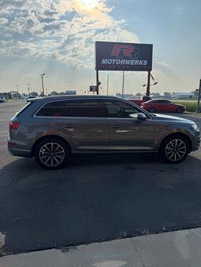 2017 Audi Q7 3.0T Premium