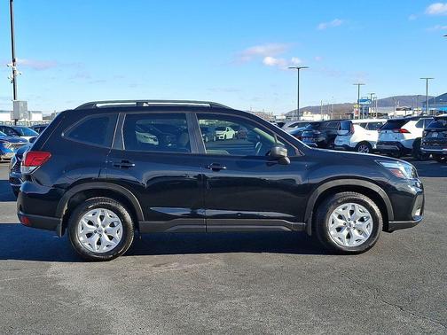 2019 Subaru Forester Base