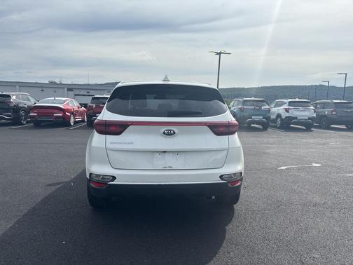 2022 Kia Sportage LX