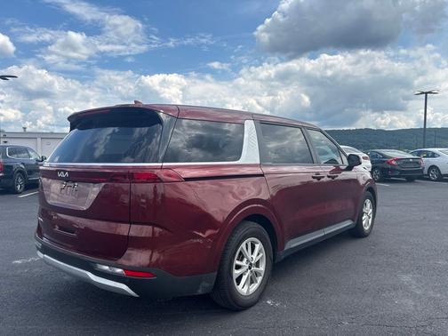 Flare Red 2024 Kia Carnival LX