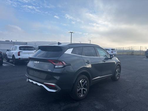 2023 Kia Sportage Hybrid EX