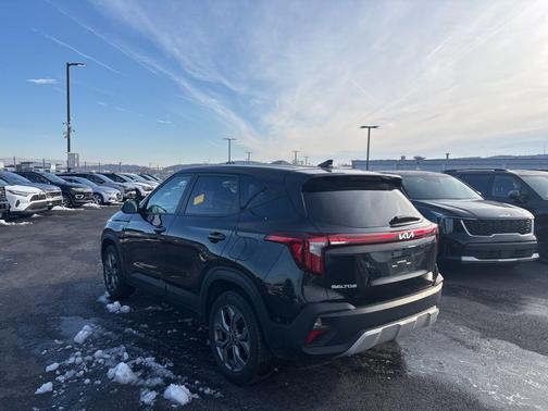 2024 Kia Seltos LX